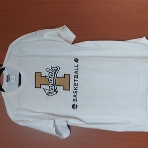 University of Idaho basketball XL t-shirt